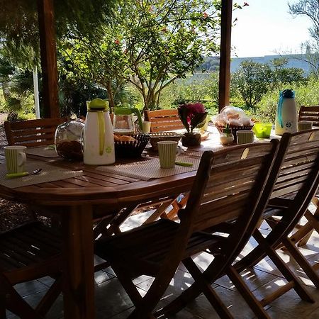 B&B Bella Calasetta Zewnętrze zdjęcie